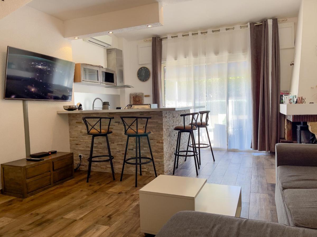 בורגו Appartement Maenat מראה חיצוני תמונה