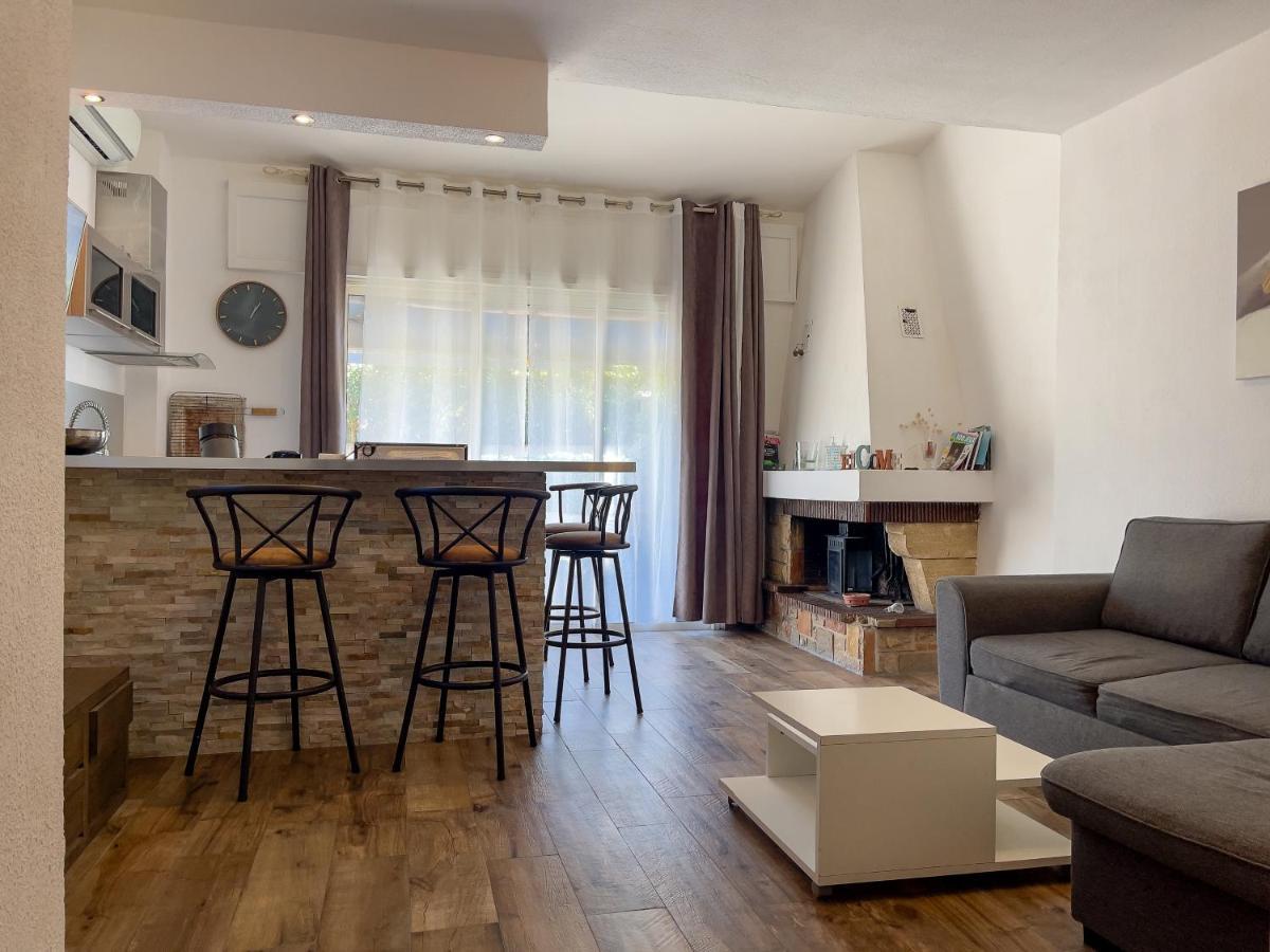 בורגו Appartement Maenat מראה חיצוני תמונה