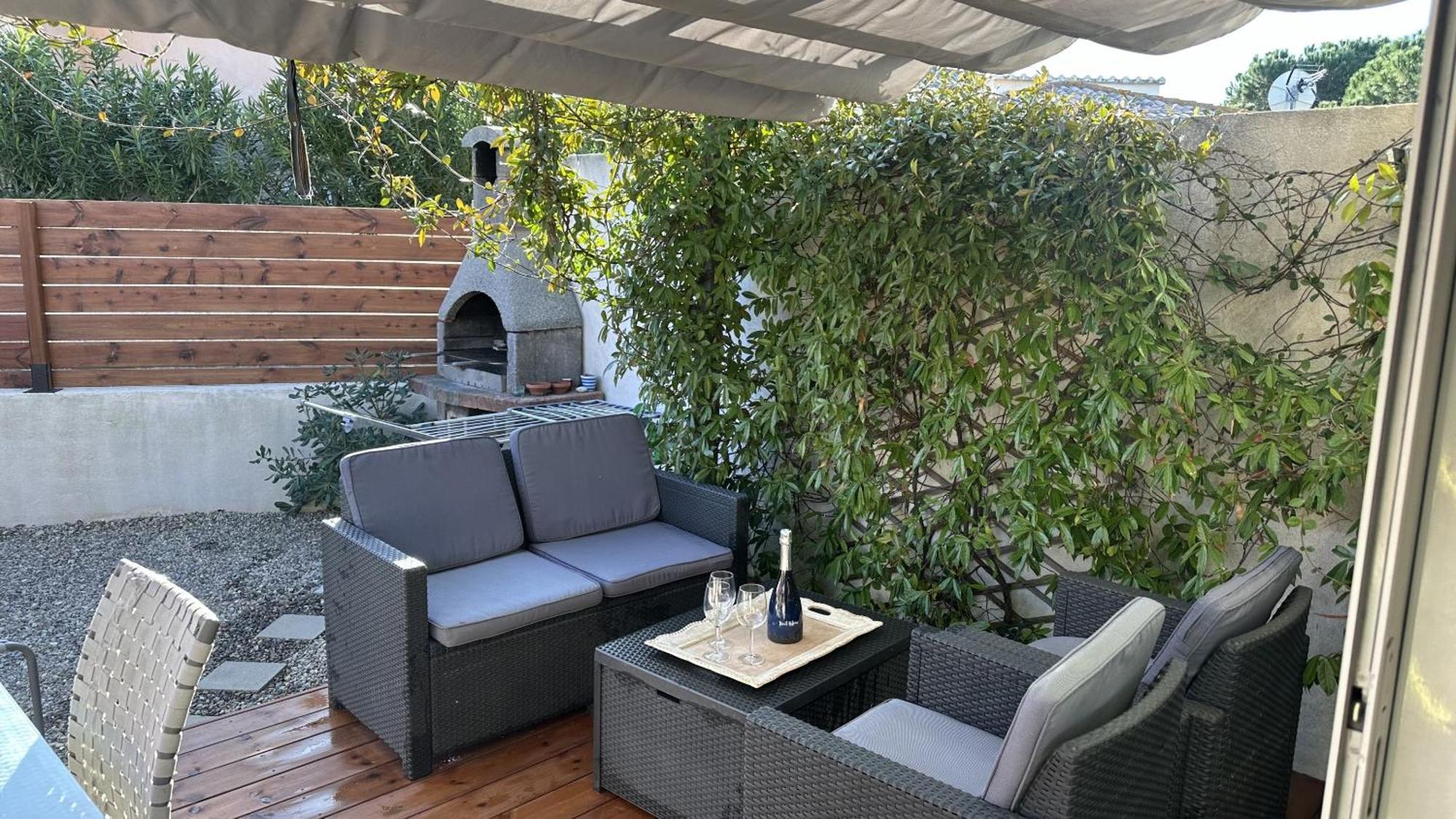 בורגו Appartement Maenat מראה חיצוני תמונה