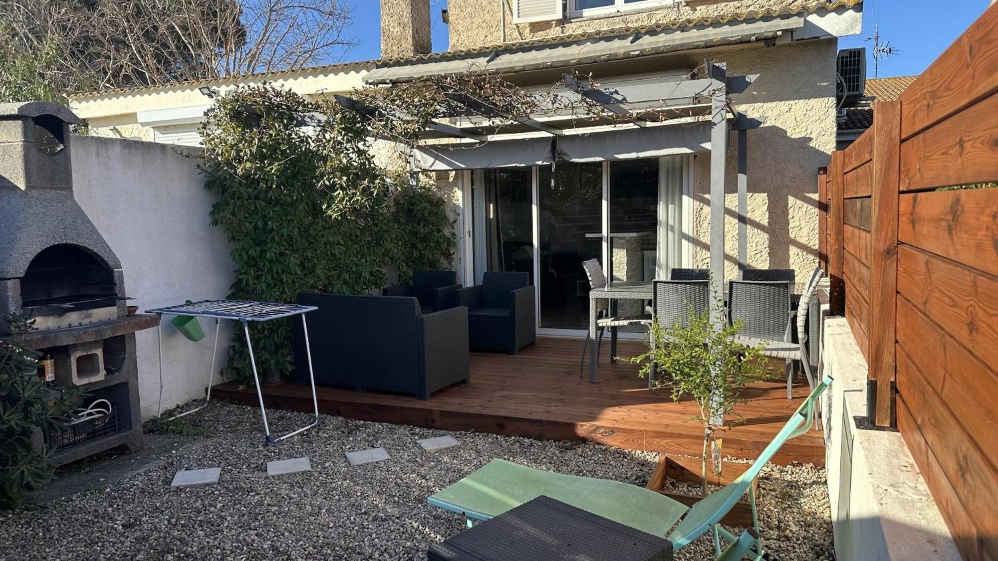 בורגו Appartement Maenat מראה חיצוני תמונה